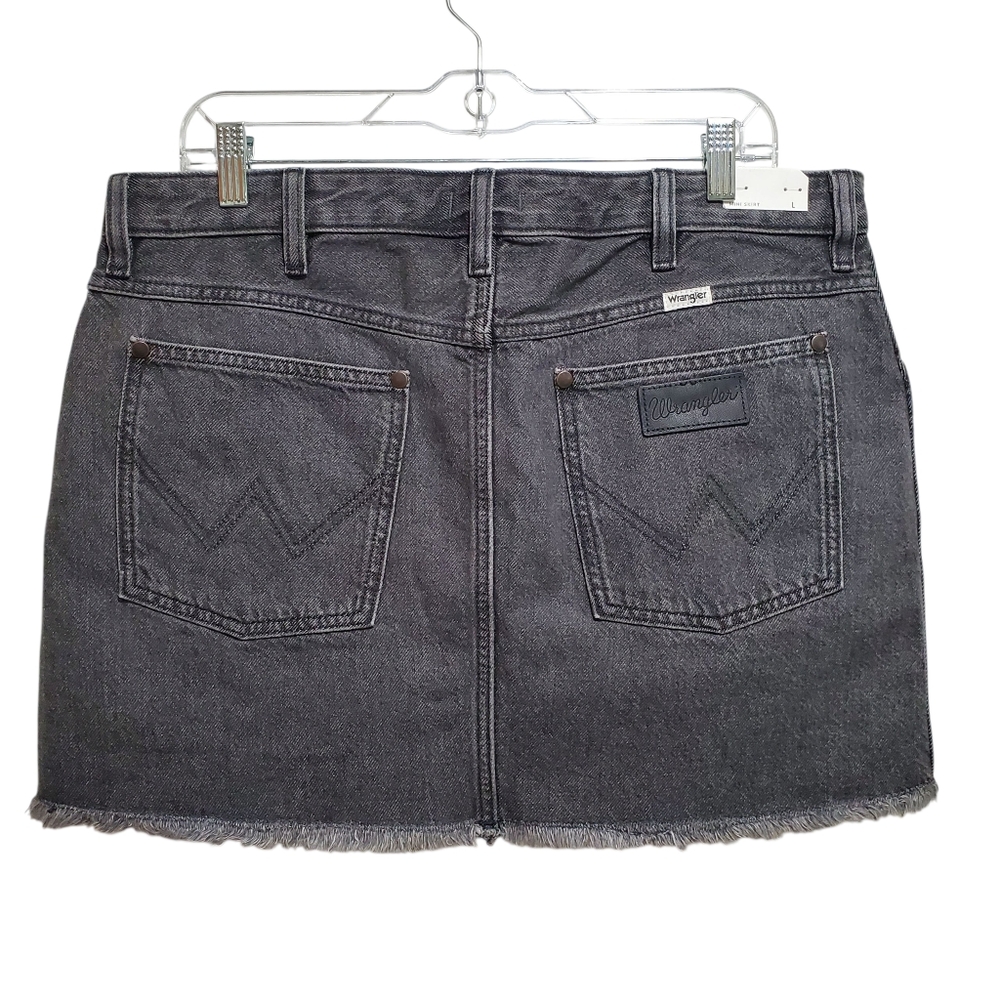 Wrangler Charcoal Frayed Denim Mini Skirt Size L Washed Denim - Picture 15 of 16